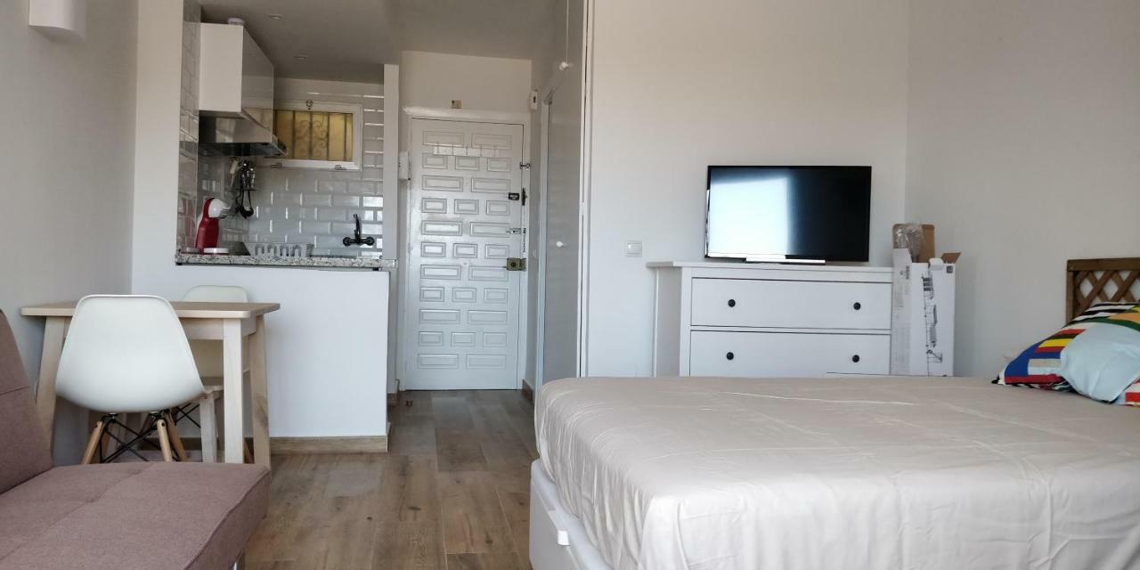 בנאלמדנה Sunny Suites Jupiter Apartments מראה חיצוני תמונה